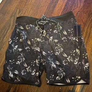 Blackcraft Cult Men's Floral Skull Board Shorts - Size 32
